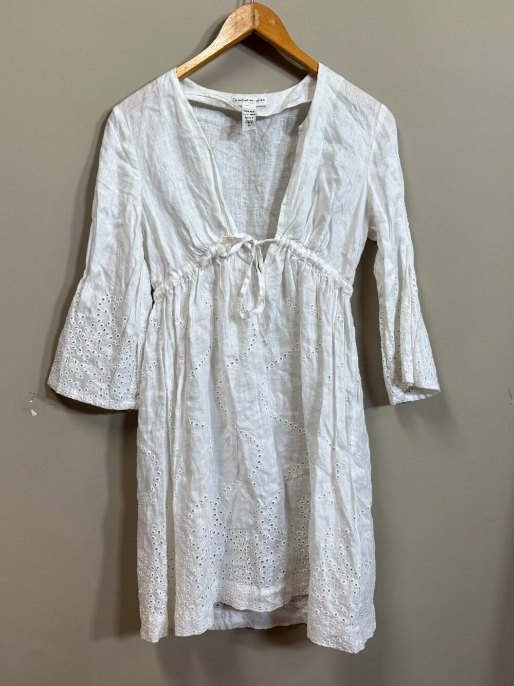 DVF Diane von Furstenberg White Linen Eyelet Dress Boho Beach Cover Up P